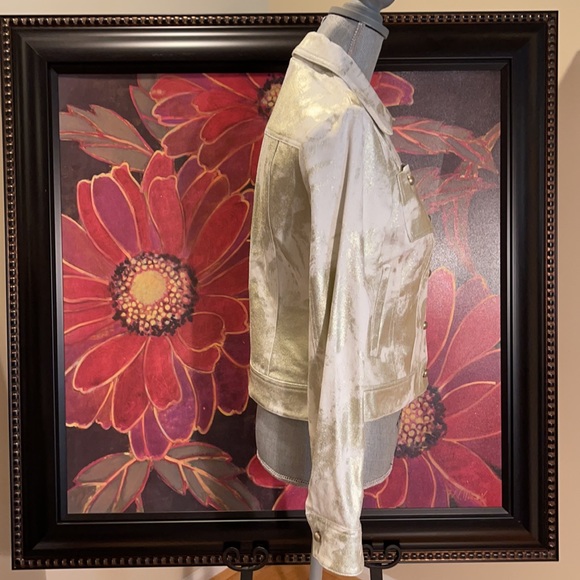 😎 Cool & Fun | White & Gold Jean Jacket 😎 - Picture 8 of 12